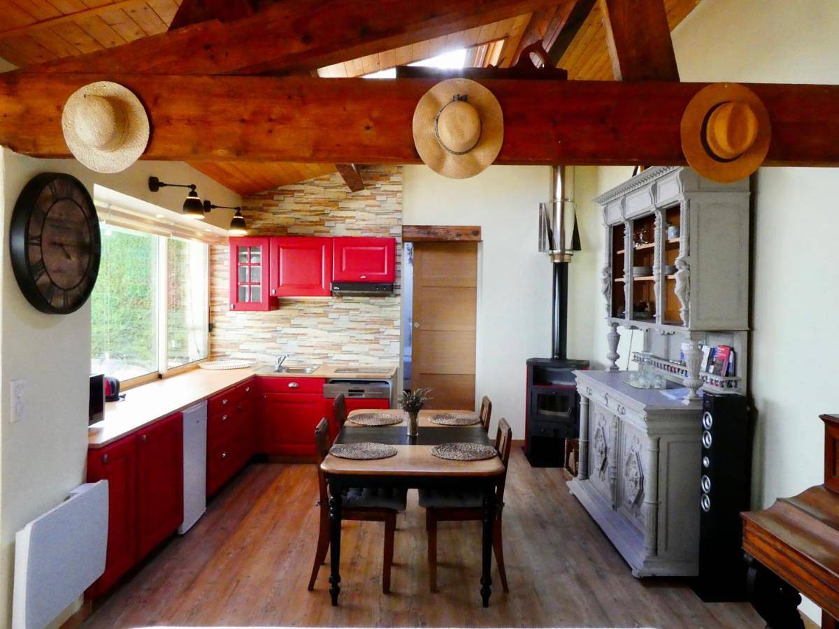 Appartement entier, One-Bedroom Apartment in Besançon, Doubs