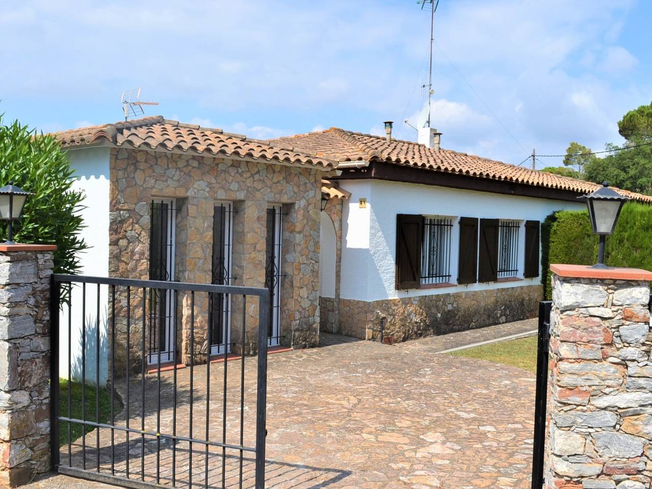 Haus in Begur mit Pool, Garten, Terrasse, 2 Schlafzimmer für 5 Personen in Begur, Costa Brava
