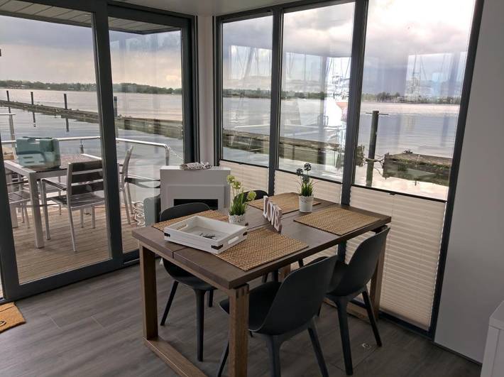 Ferienhaus für 4 Personen, mit Seeblick und Balkon sowie Ausblick in Schlei