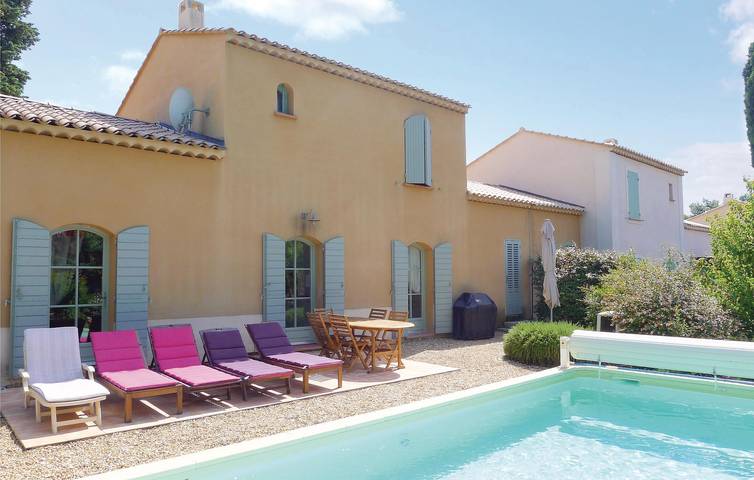 Casa de vacaciones para 6 personas, con piscina además de terraza y jardín - 1