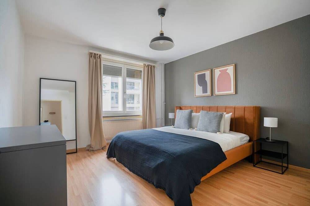 Apartamento entero, Olive Suite · Helle 3-Zimmerwohnung in Wipkingen in Zúrich, Distrito de Zúrich
