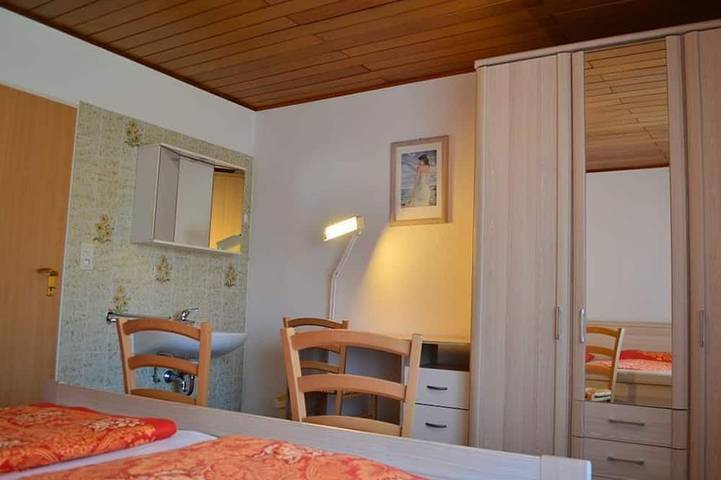 Gîte pour 5 personnes, avec balcon à Bendorf - 2