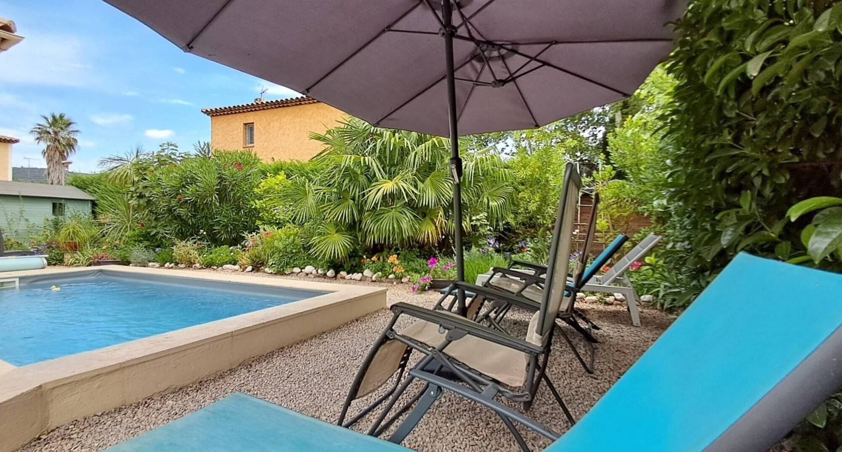 Chambres d'hôtes 'Le Paradis' avec piscine partagée, Wi-Fi et climatisation in Le Luc, Région de Draguignan