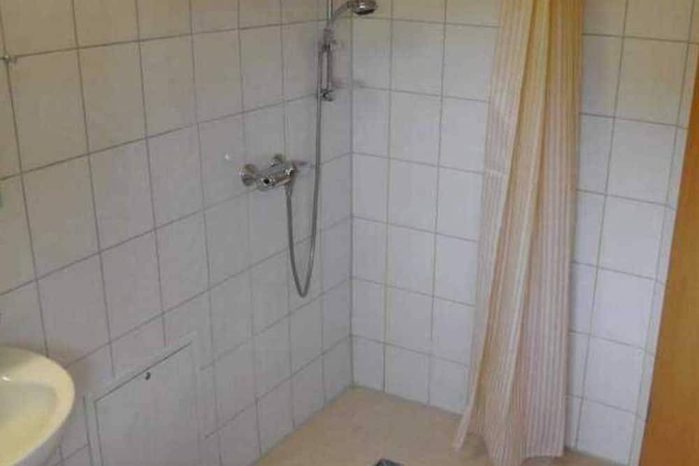Ganze Wohnung, Ferienhaus am Hain Naturschutzgebiet in Greifswald, Vorpommern Greifswald