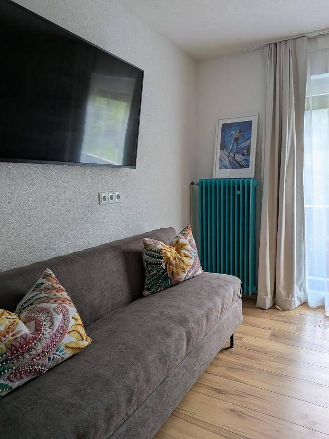 Ferienwohnung für 4 Personen, mit Balkon und Ausblick in Landeck - 3