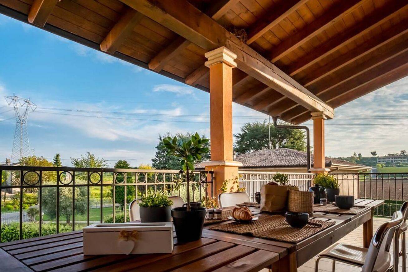 Entire apartment, Residenza Oleandro in Desenzano del Garda, Lake Garda