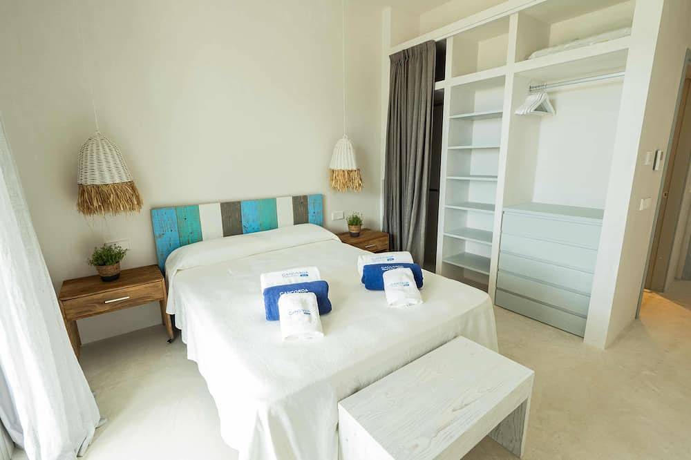 Cottage in Can Corda, House 4 Bedrooms 5 Bathrooms with swimming pool in Cap de Barbaria in Formentera, Coast of Formentera