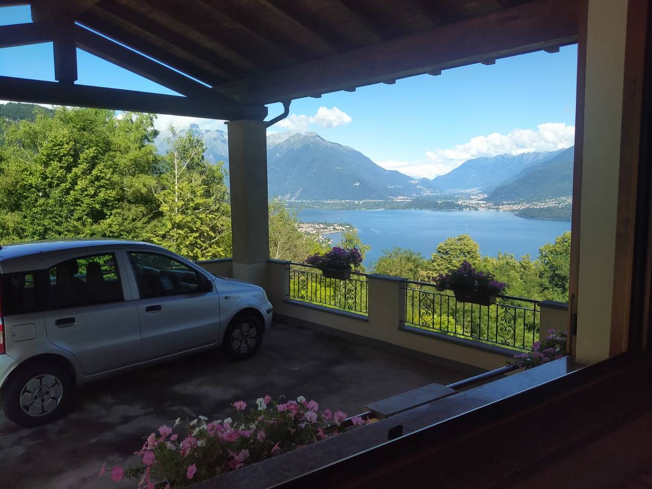 Maison de Vacances 'Giuly' avec Vue sur le Lac, Terrasse Privée et Wi-Fi in Région de Stazzona, Lac de Côme