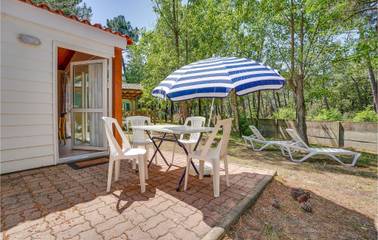 Location de vacances pour 5 personnes, avec terrasse ainsi que piscine et jardin dans L'Aiguillon-la-Presqu'île