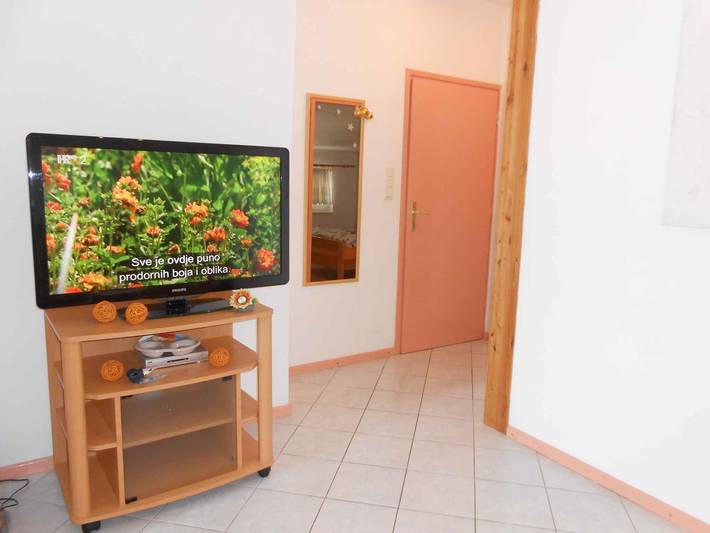 Gîte pour 2 personnes, avec jardin à Vodice - 4