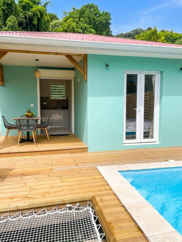 Bungalow para 2 personas, con terraza y piscina - 1