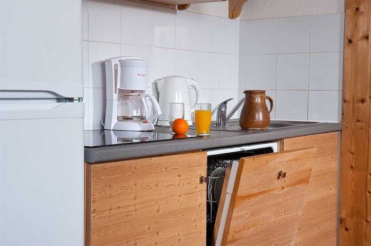 Appartement entier, Appartement de vacances pour 4 personnes avec balcon in La Féclaz, Les Déserts