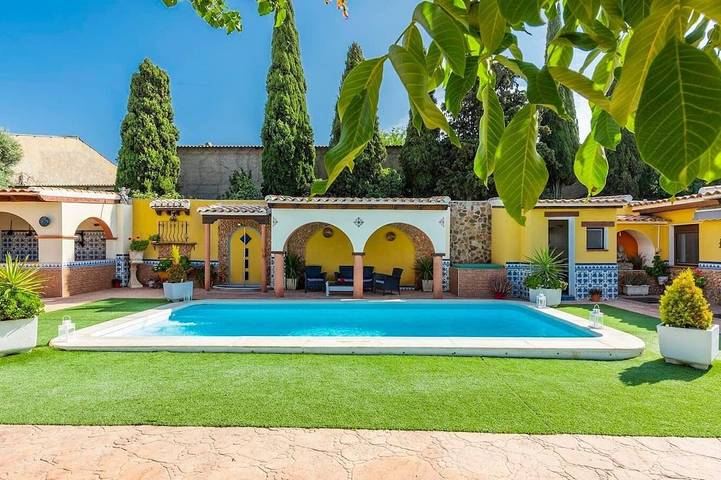 Villa for 13 people, with garden - 1