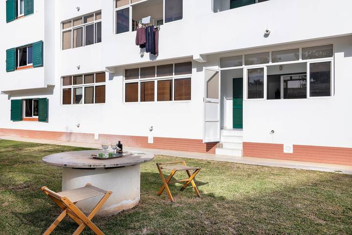 Apartamento inteiro, Vacation Flat central Albufeira with shared pool in Albufeira e Olhos de Água, Distrito de Faro