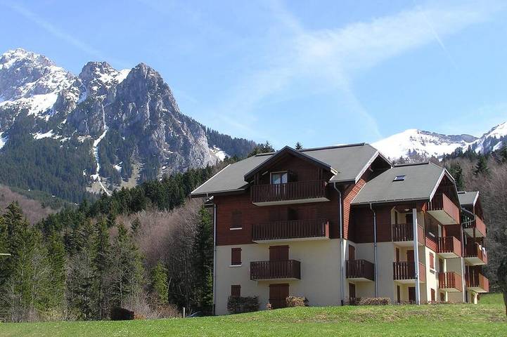 Location de vacances pour 4 personnes, avec balcon à Bernex