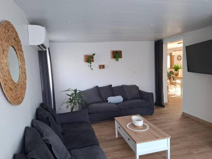 Gîte pour 4 personnes, avec piscine et terrasse à Générac - 3