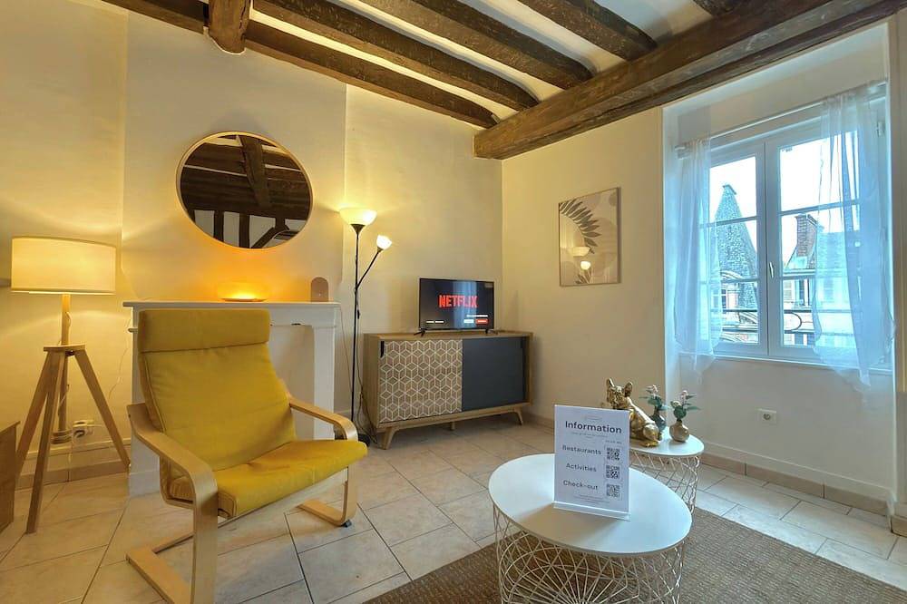 Ganze Wohnung, L’Adresse Secrète - Drei Schlafzimmer Wohnung, Schläft 4 in Fontainebleau, Seine-et-Marne