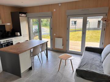 Gîte pour 4 personnes, avec vue et jardin dans Azy-sur-Marne