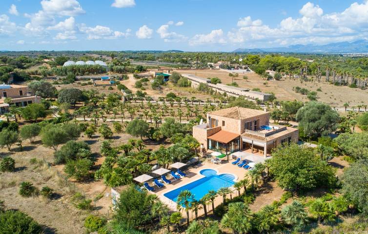 Finca für Gruppen für 10 Personen, mit Terrasse in Muro - 2