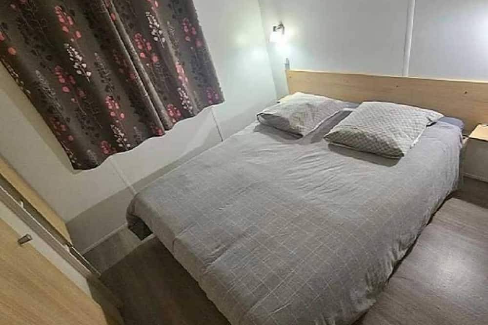 Camping - ccbbcai - Two Bedroom Apartment, Sleeps 6 in Charlieu, Roanne region