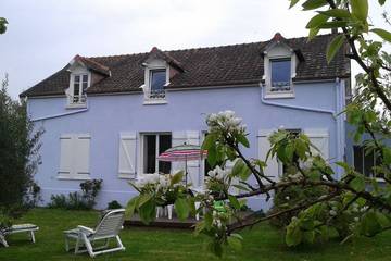 Gîte pour 7 personnes, avec jardin à Champeaux