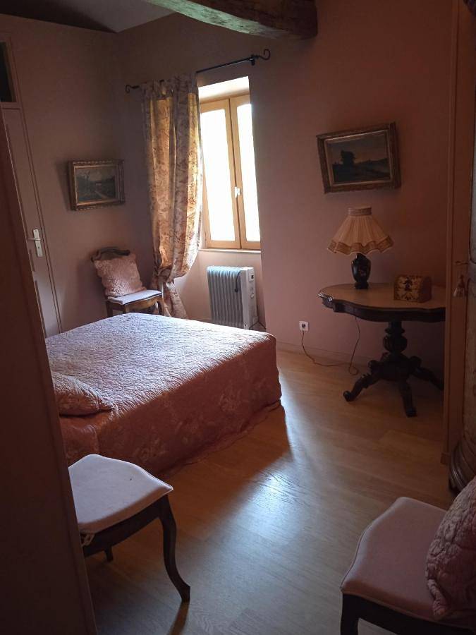 Double Room with Garden View in Brux, Vienne (France)