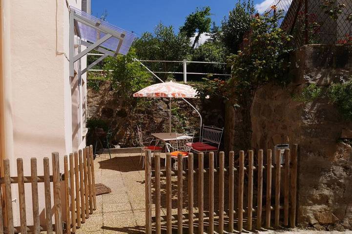 Ferienhaus für 5 Personen, mit Garten und Terrasse - 1