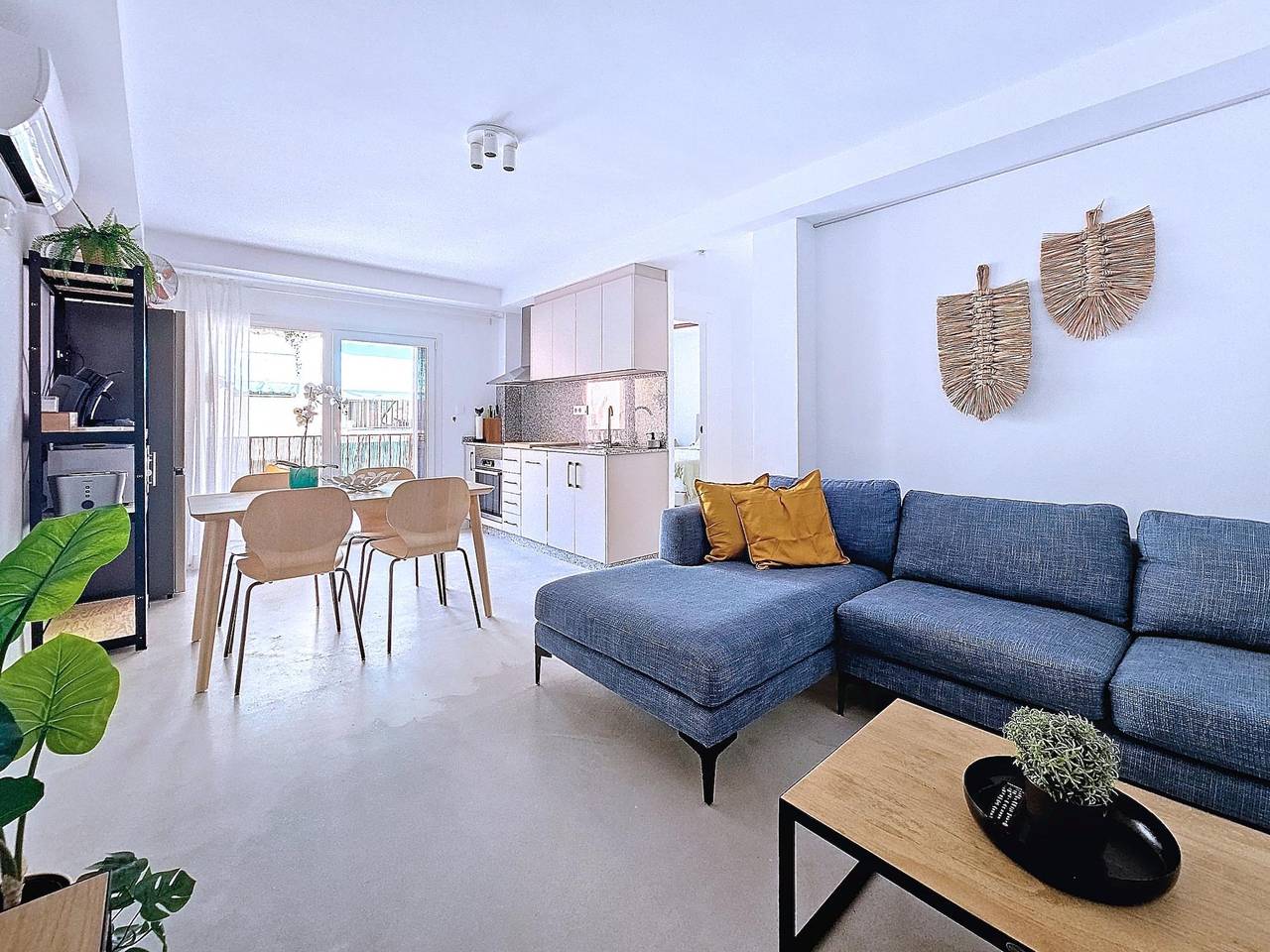 Appartement de vacances entier, Appartement exceptionnel à Campello, à 5 minute de la plage, pour 6 personnes in Playa Carrer La Mar, El Campello