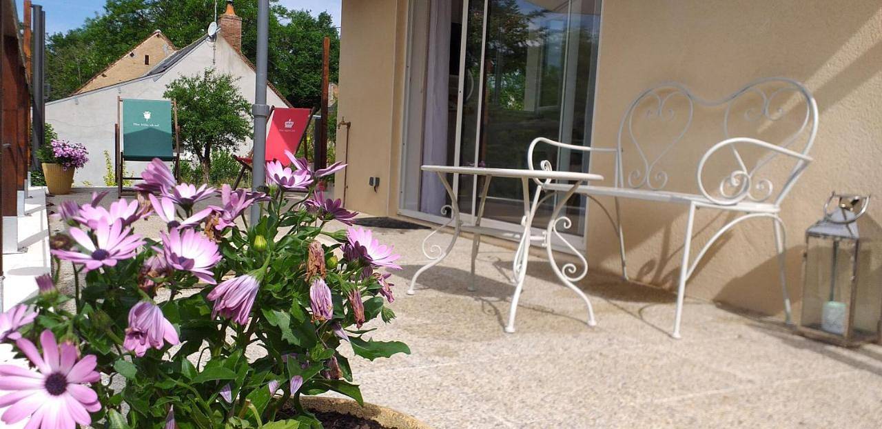 Appartement entier, Le pin bleu in Pérassay, Région de La Châtre