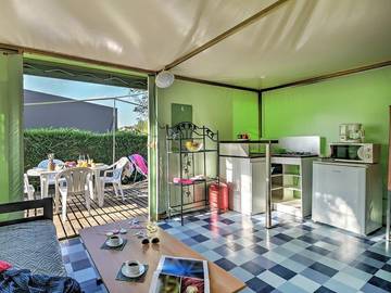 Glamping voor 6 Personen in Anneyron, Valence en omgeving, Afbeelding 3