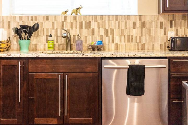 Vacation apartment for 6 people, with yard and balcony in Missouri