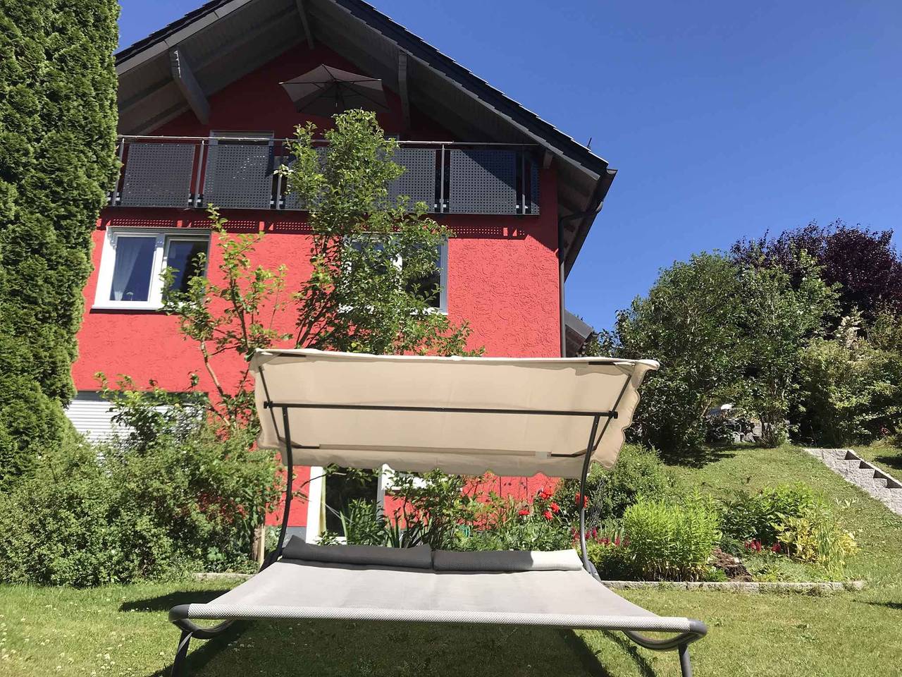 Ganze Ferienwohnung, Ferienwohnung modern eingerichtet, 100 qm mit Loggia in Nähe Hof - Naila  in Schauenstein, Landkreis Hof