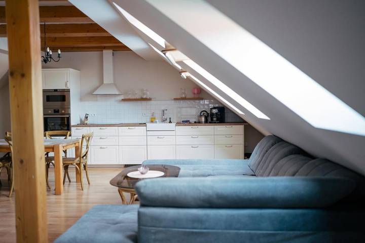 Apartament wakacyjny dla 4 osób, z ogród i jacuzzi oraz sauna w Mikulov