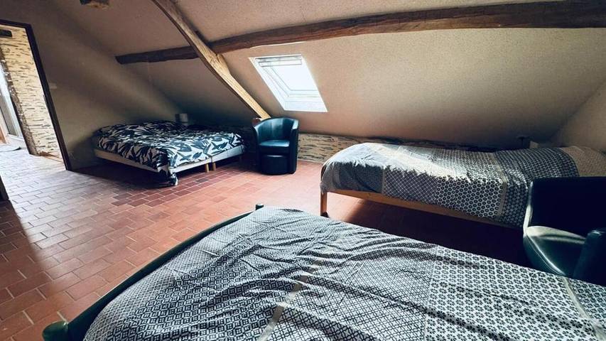 Location de vacances pour 6 personnes, avec vue et jardin à Corné - 2