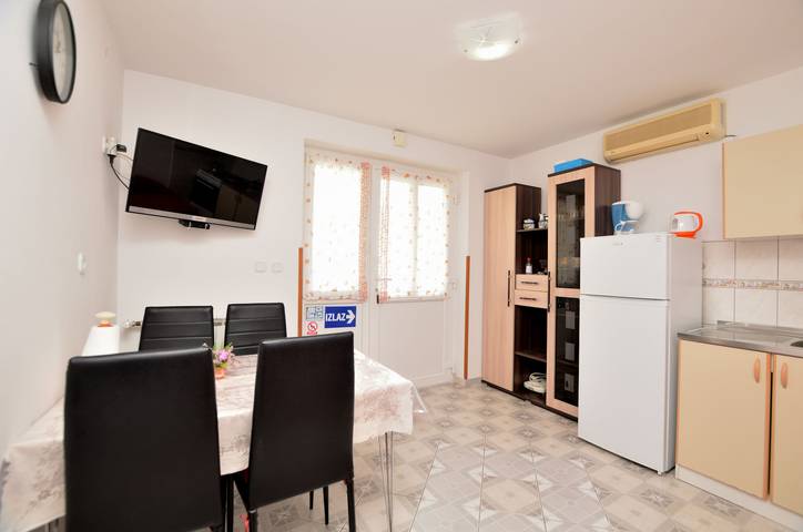 Ganze Wohnung, Apartments Kristina in Cres Stadt, Cres