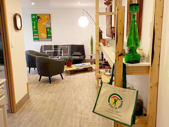 Location de vacances pour 5 personnes, avec terrasse et jardin à Millançay - 4