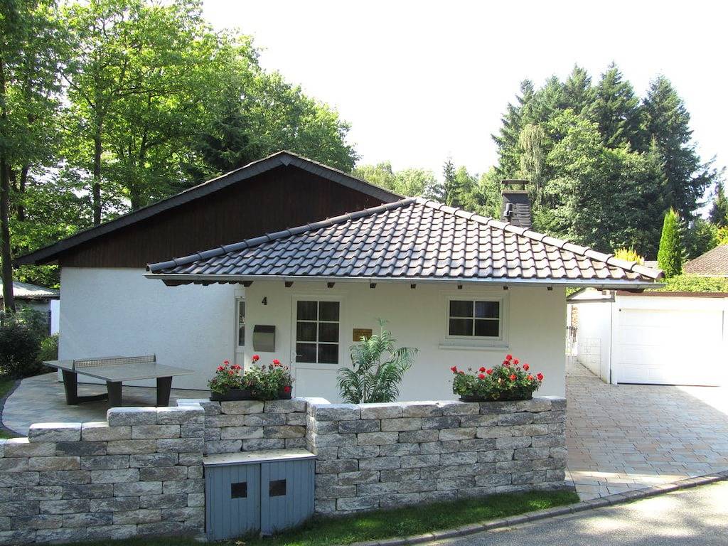 Dahlke mit Kamin und Sauna in Rheinböllen, Nahetal
