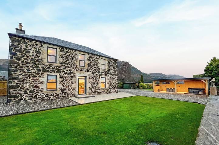 Cottage for 10 people in Stirling