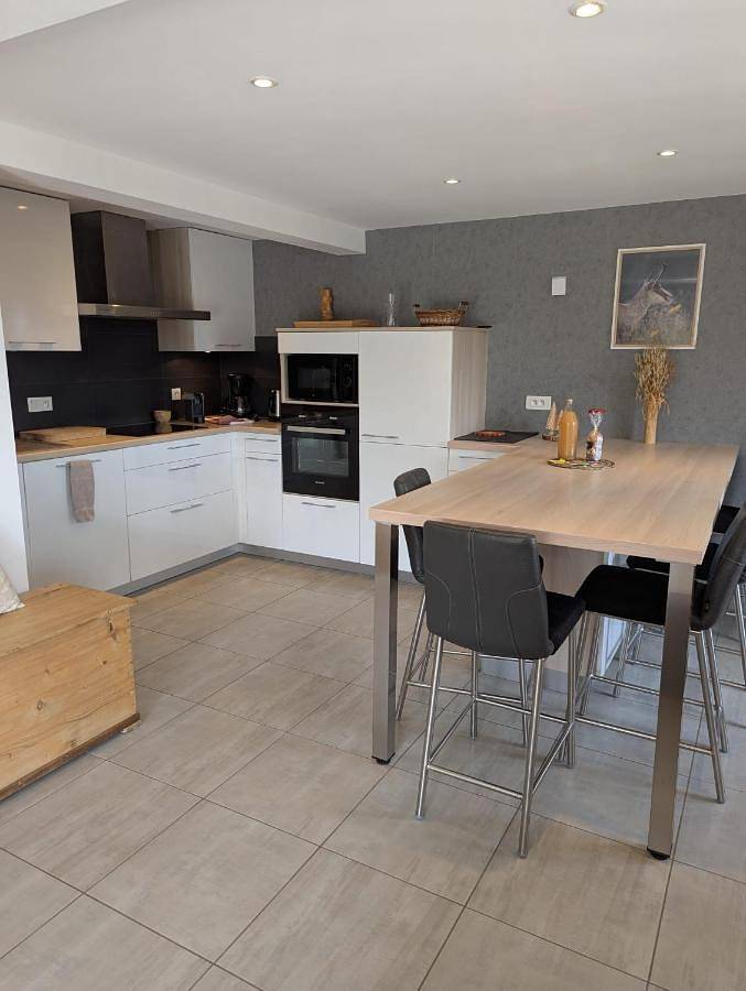 Location de vacances pour 6 personnes, avec vue et jardin à Soultzeren - 3