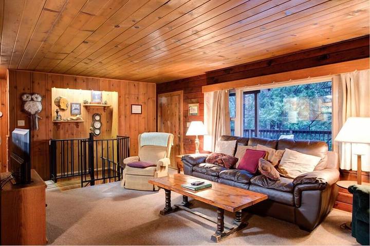 Log cabin for 8 people, with terrace in Yosemite National Park