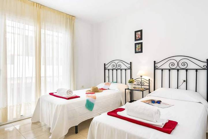 Holiday apartment for 4 people, with balcony - 1