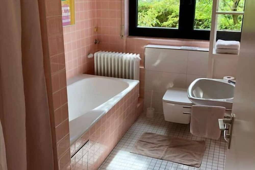 Ganze Wohnung, ☆ Zentrales Appartement mit traumhaftem Panorama ☆ in Winnenden, Rems-Murr-Kreis