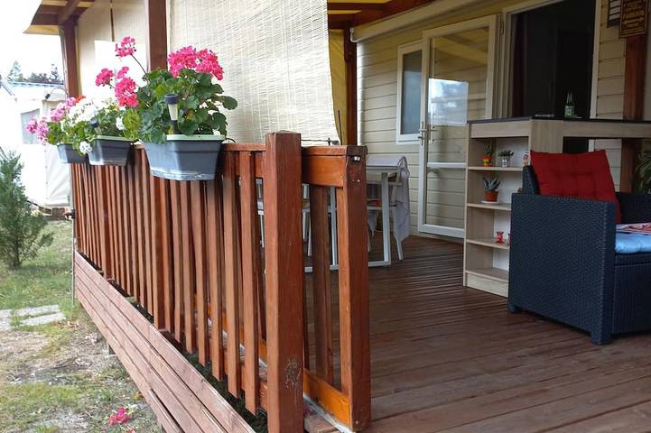 3-bedroom mobile home in front of Lake Biscarosse/Parentis in Parentis-en-Born, Côte d’Argent