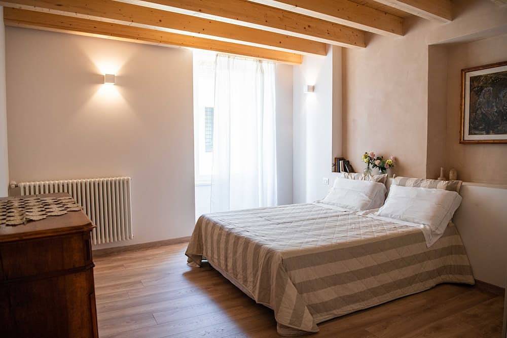 Geheel appartement, Lives in Roè Volciano, Garda Bergen