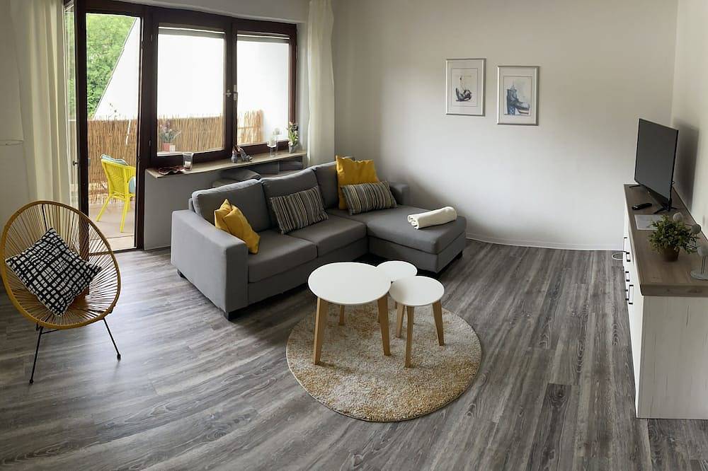 Ganze Wohnung, Schöne zentrale Wohnung mit S-Bahn Anbindung nach Heidelberg und Schlossblick in Hirschhorn, Bergstraße