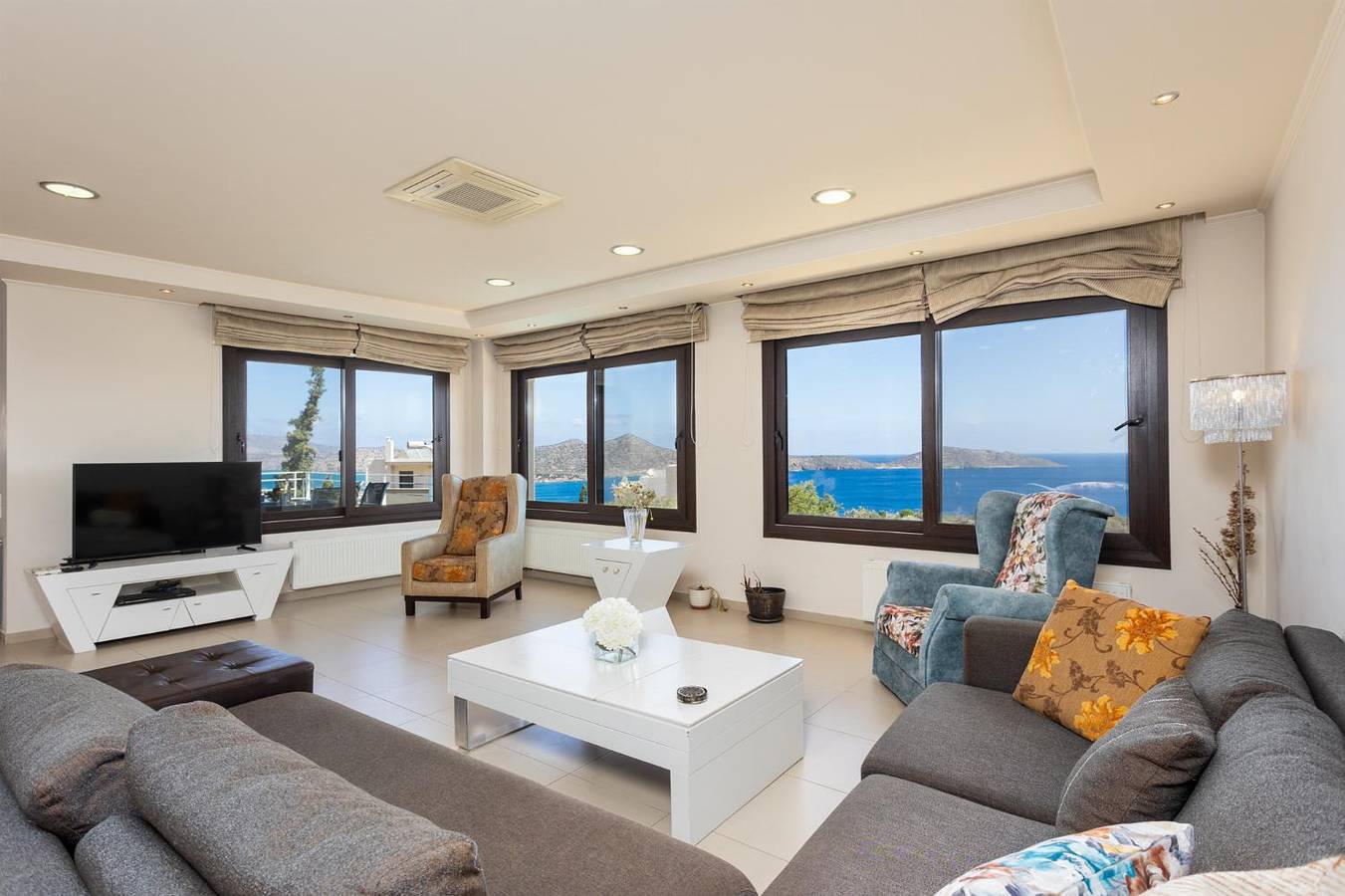 Villa für 12 Personen mit Terrasse in Elounda, Lasithi