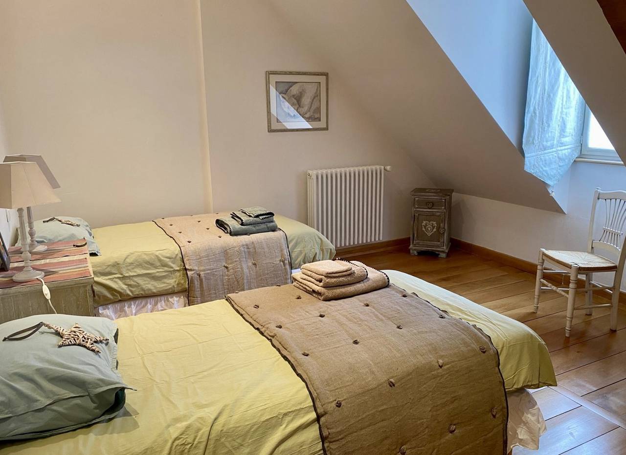 Le Mouton Bleu, chambres d'hôtes de charme à Accous - Chambre Petit Ours in Accous, Béarn