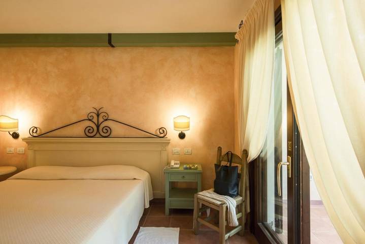 Appartamento intero, Tranquillo Lantana Resort Hotel & Apartments Appartamento con 1 camera da letto per 5 persone in Pula Cagliari, Pula e dintorni