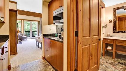 Lodge for 4 Guests in Stowe, Stowe Mountain, Picture 4