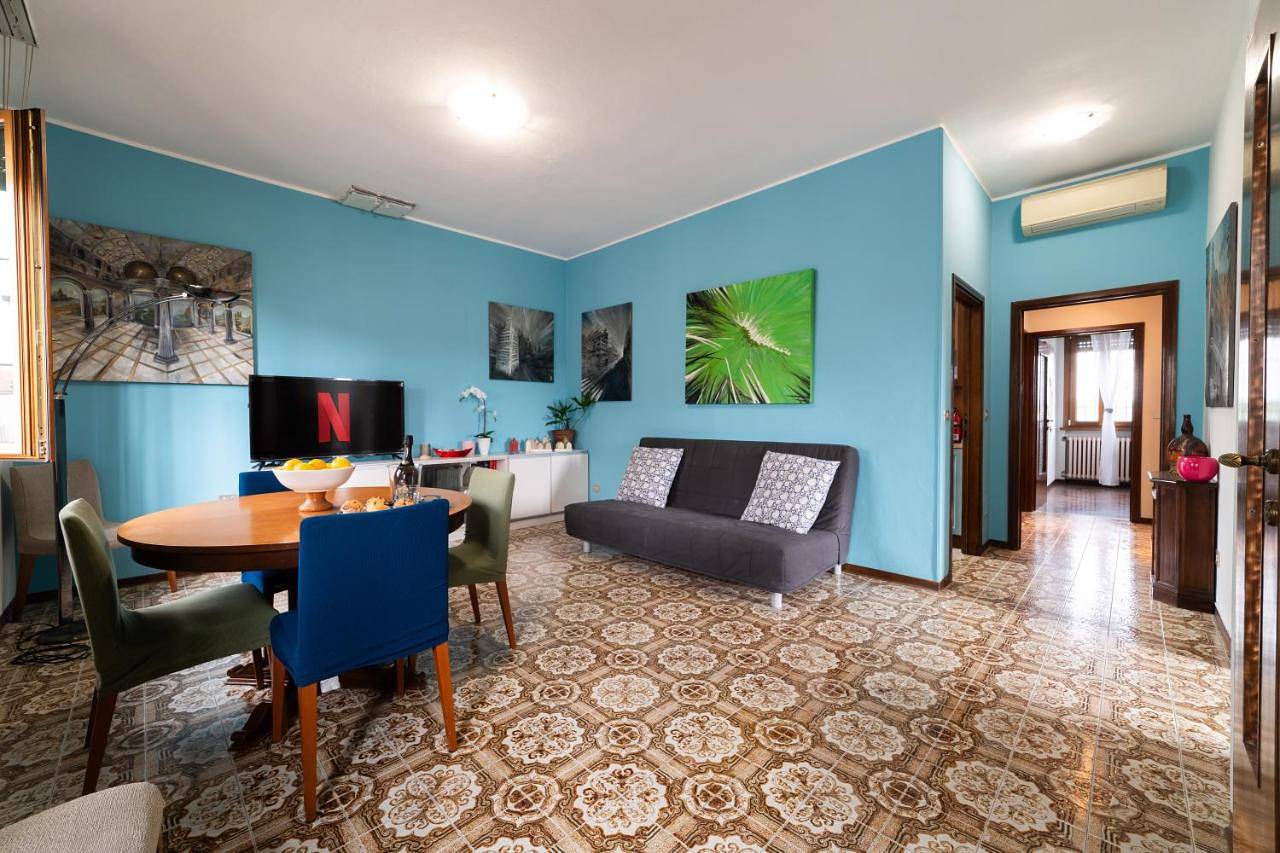 Two-Bedroom Villa in Rho, Mailand Provinz